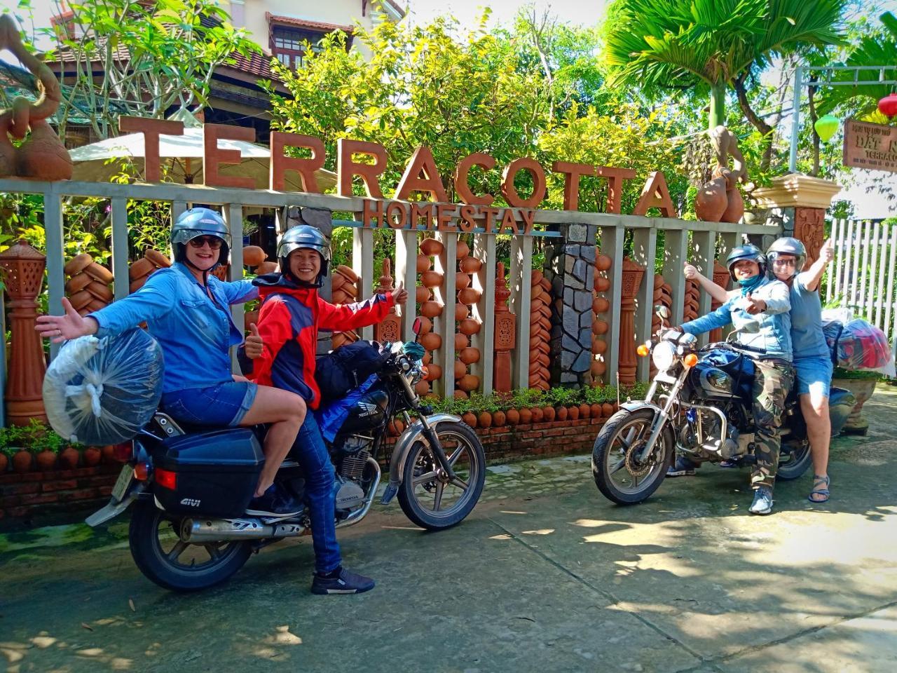 Terra Cotta Homestay Hoi An Eksteriør billede